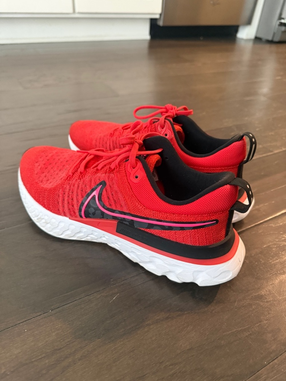 GENTLY USED Nike Reactx Pegasus Women’s Red and Black Sneakers